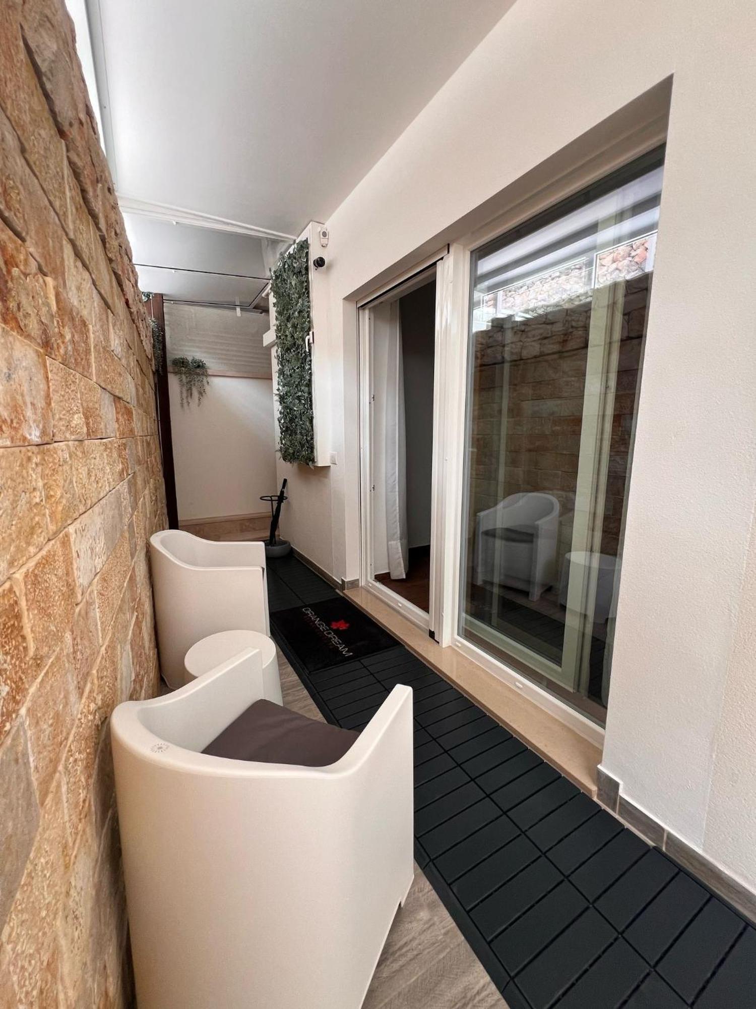 Hotel Orange Dream Polignano a Mare Pokoj fotografie